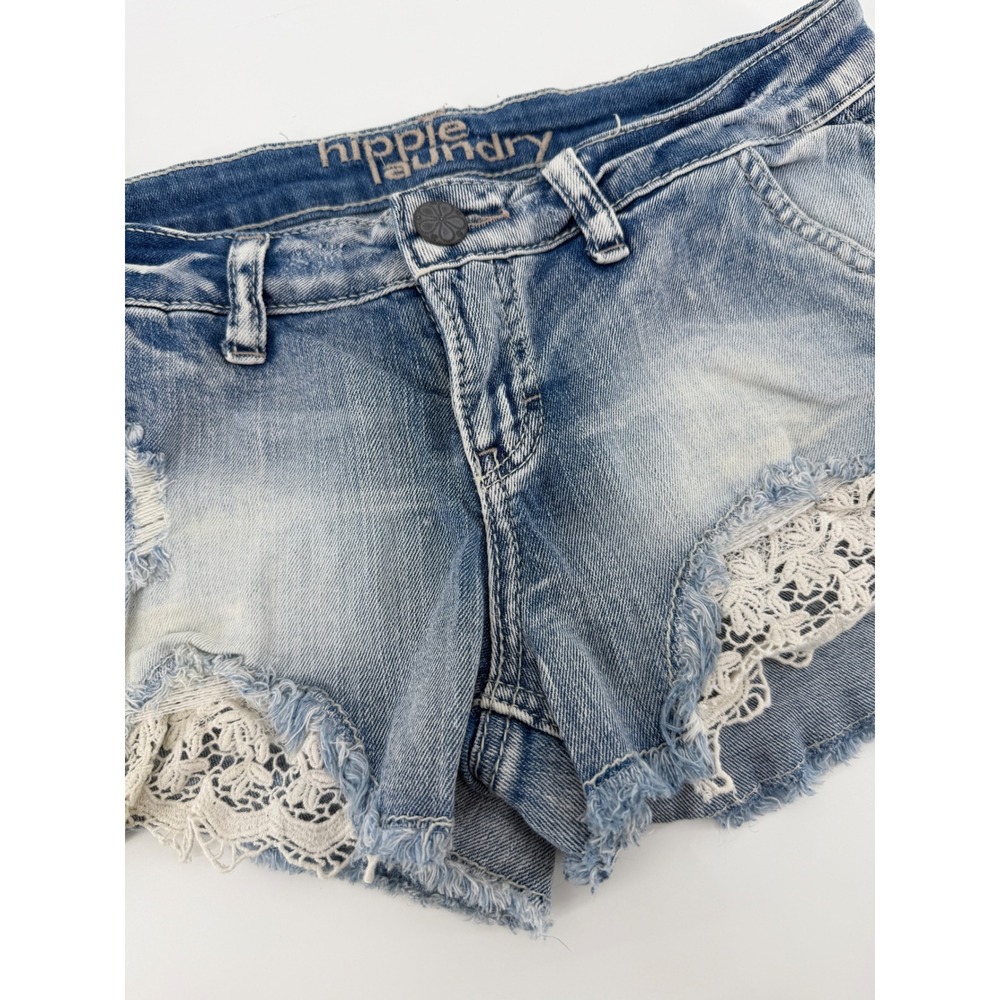 Hippie Laundry‎ Womens Size 7 Crochet Lace Distressed Denim Shorts